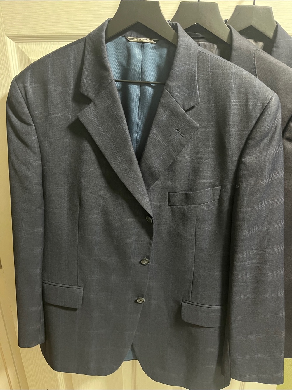 J. Victor Men's Classic Navy Plaid 100% Wool 3 Button Sport Coat Blazer - 46S